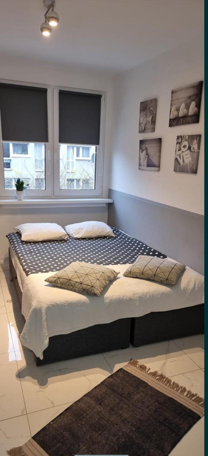 Nighthost Robotnicza 32 M248 Wroclaw Free Parking Apartamento Exterior foto