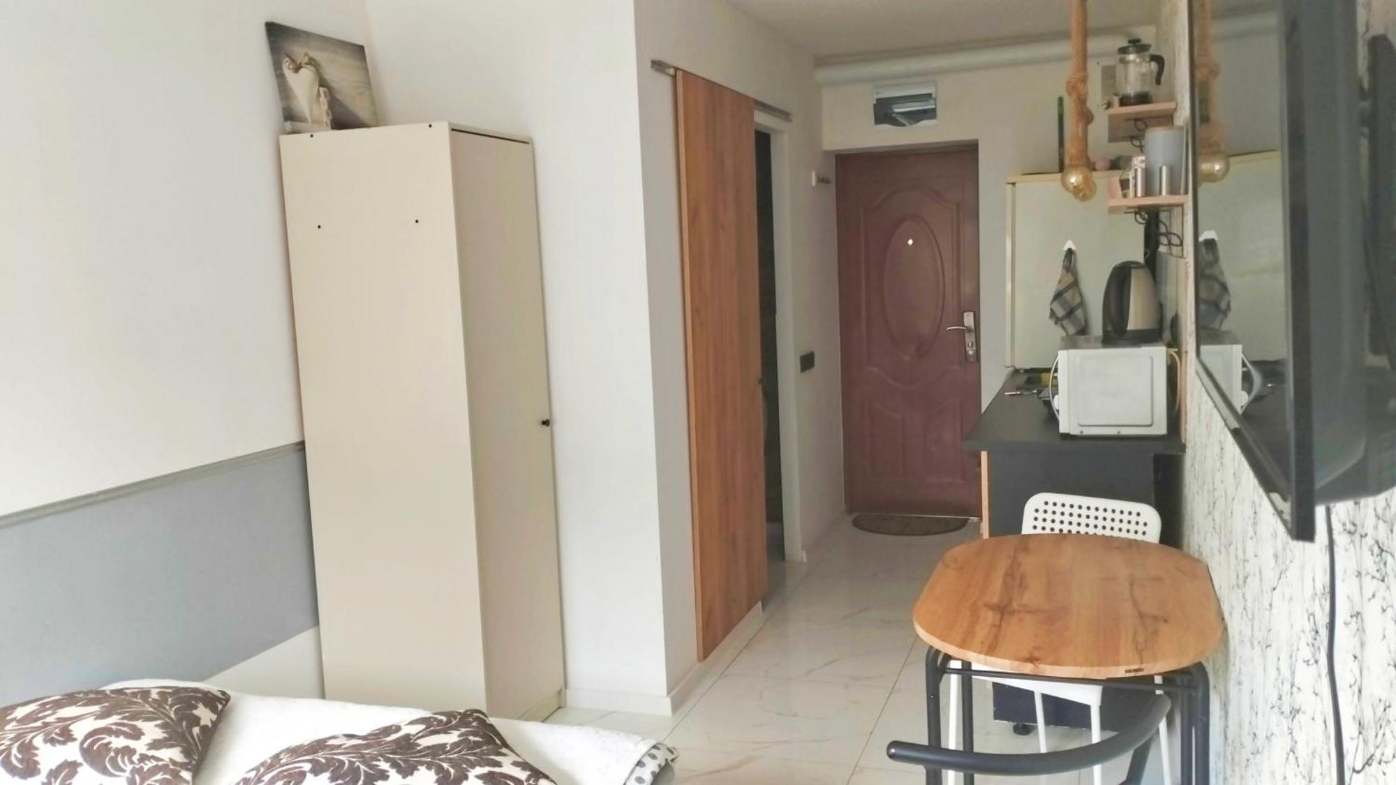 Nighthost Robotnicza 32 M248 Wroclaw Free Parking Apartamento Exterior foto